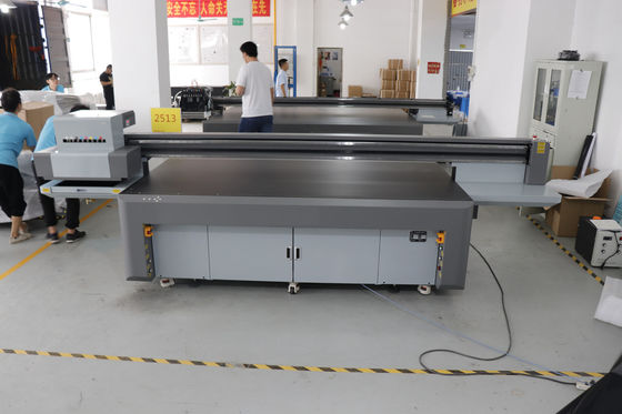 Máy in hình dạng lớn Ink Resistant Scratch Wide Format UV Printer