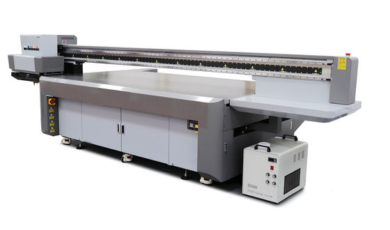 In độ phân giải cao Máy in UV định dạng lớn với chiều rộng truyền thông tối đa 2500mm và mực UV môi trường LED